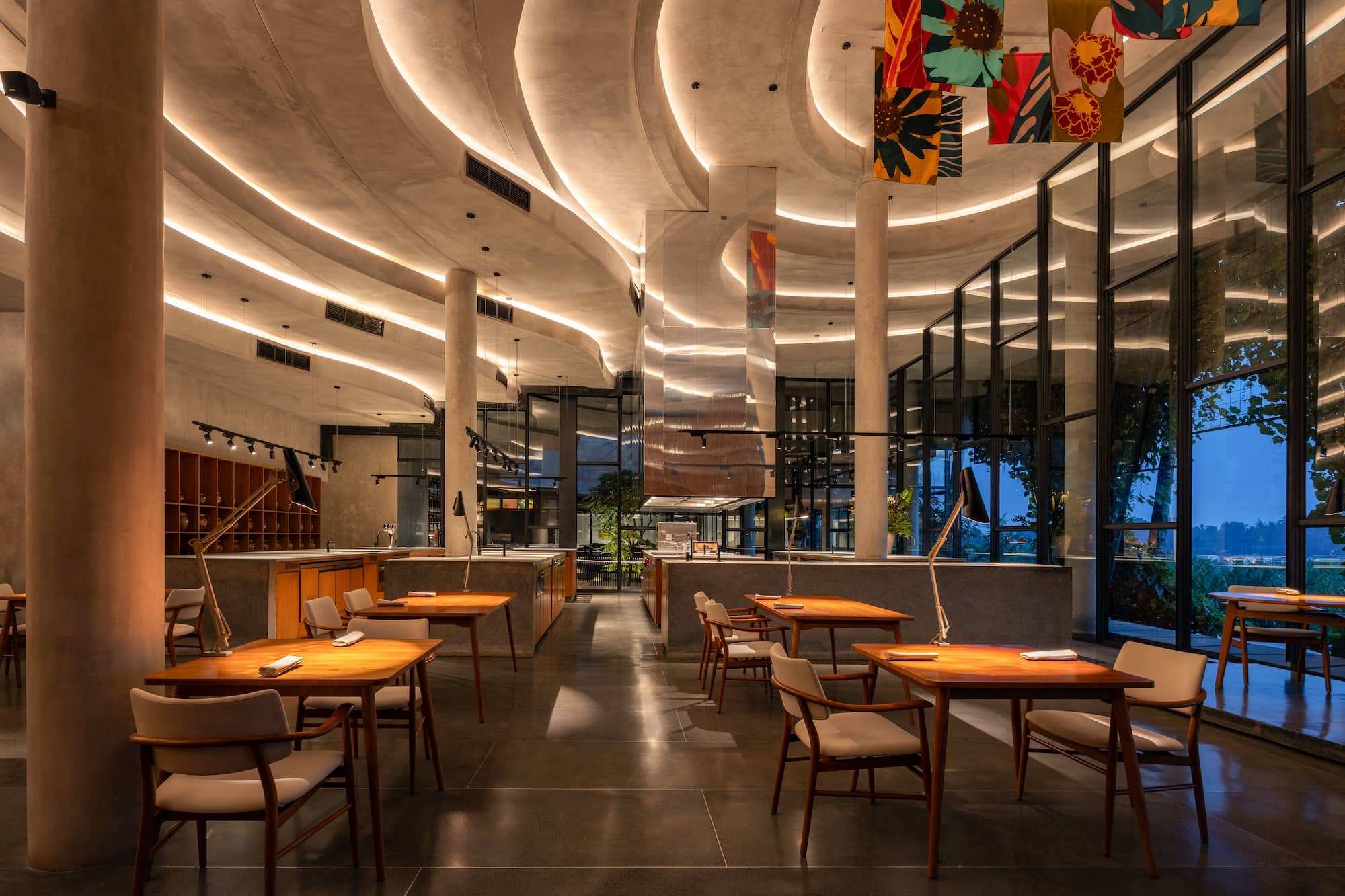 How to Reduce Restaurant No-Shows: A Guide for Fine Dining Venues in Asia (2026)